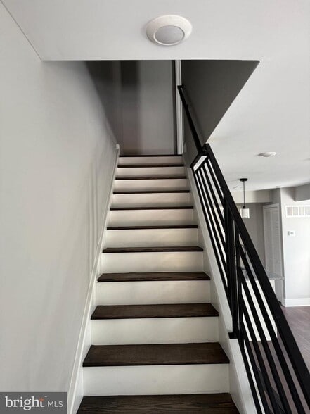 Building Photo - 334 Church Rd