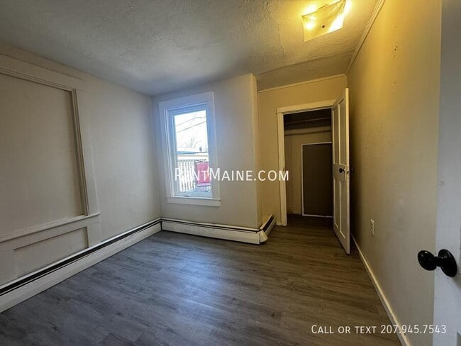 Building Photo - 24 Green St