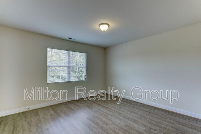 Building Photo - 91 River Stancil Dr