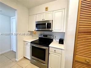 Building Photo - 1341 SE 3rd Ave