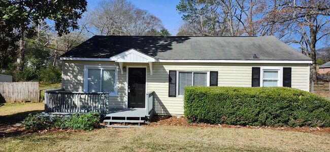 Building Photo - Cute home close to St Francis