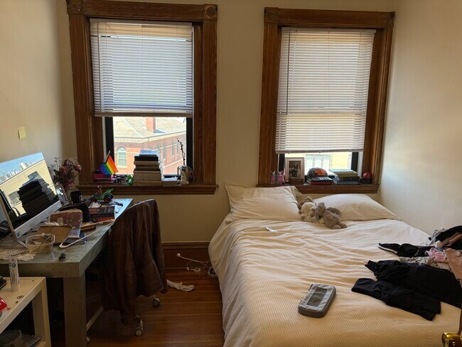 Building Photo - 2016 Massachusetts Ave