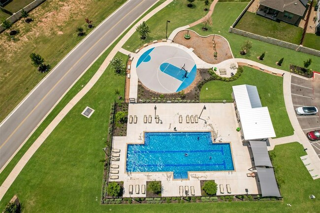 Building Photo - 216 Walkup Ln