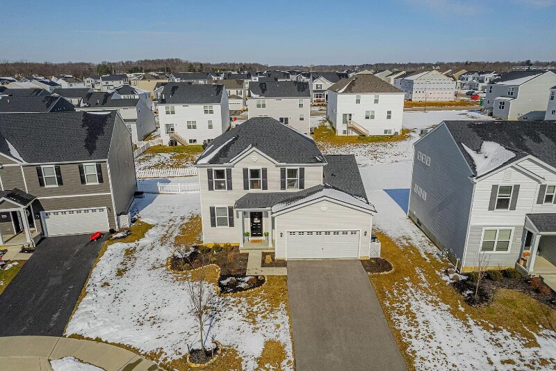 Building Photo - 304 Gray Fox Ct