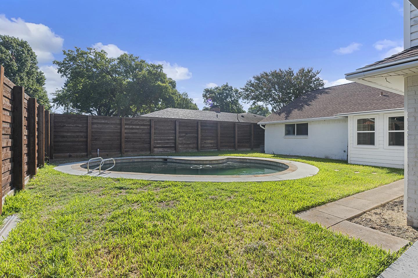 Building Photo - Chic Richardson Heights Estates home with ...