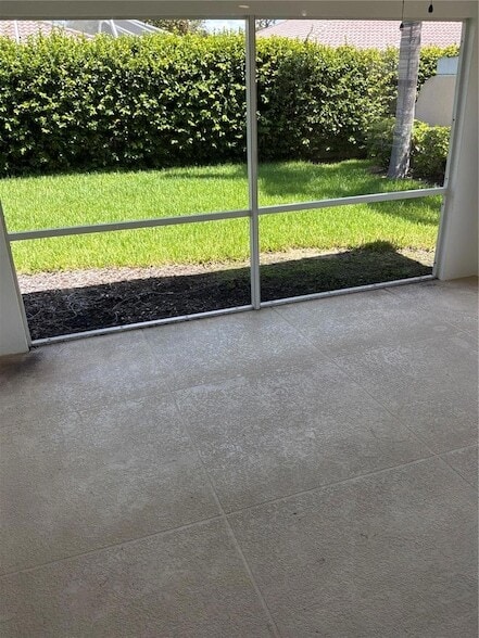 Building Photo - 5796 Ivrea Dr