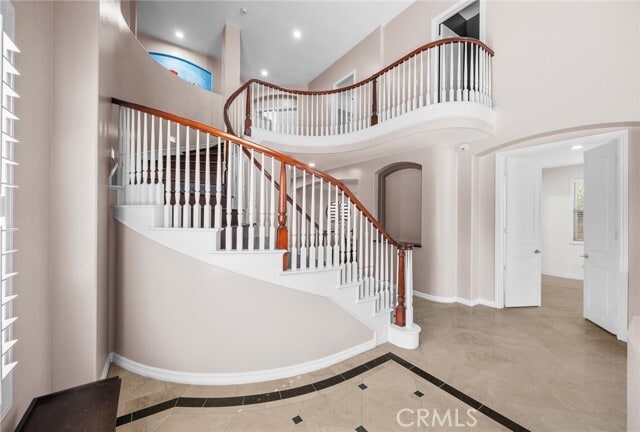 Building Photo - 996 N Antonio Cir