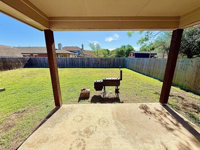 Building Photo - 133 Paige Bend