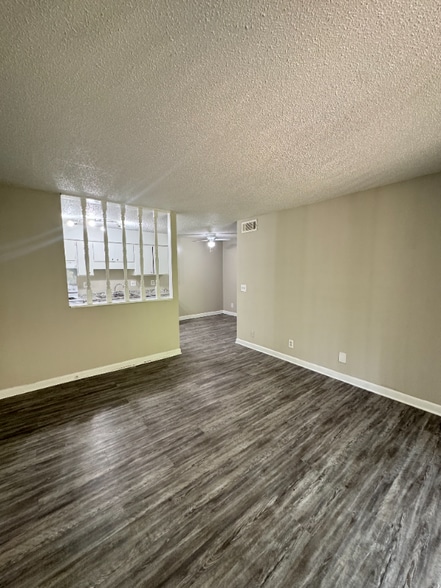 Building Photo - 4601 Packard Dr