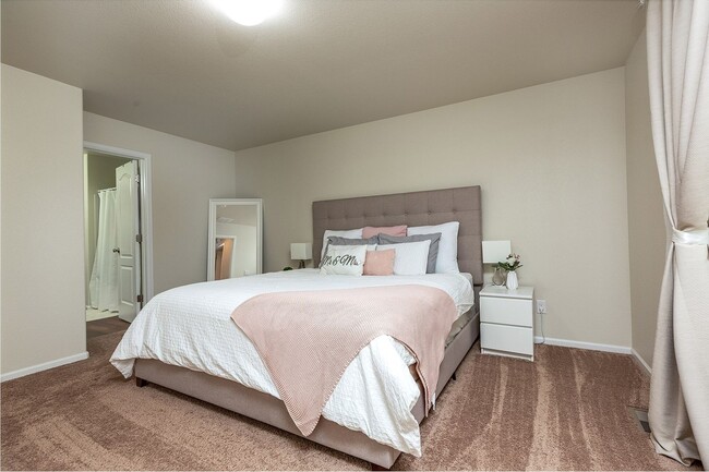 Building Photo - Single Family Home For Rent in Lorson Ranch - South Powers Corridor