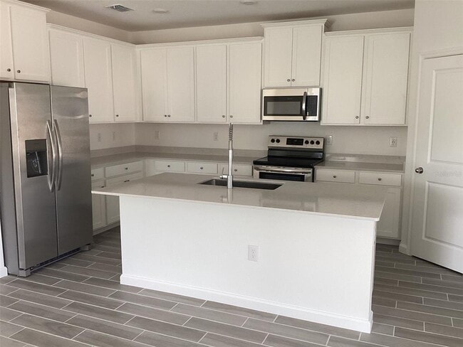 Building Photo - 7898 SW 74th Lp