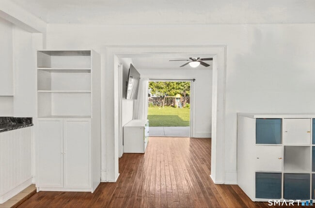 Building Photo - 16 Lilley Rd