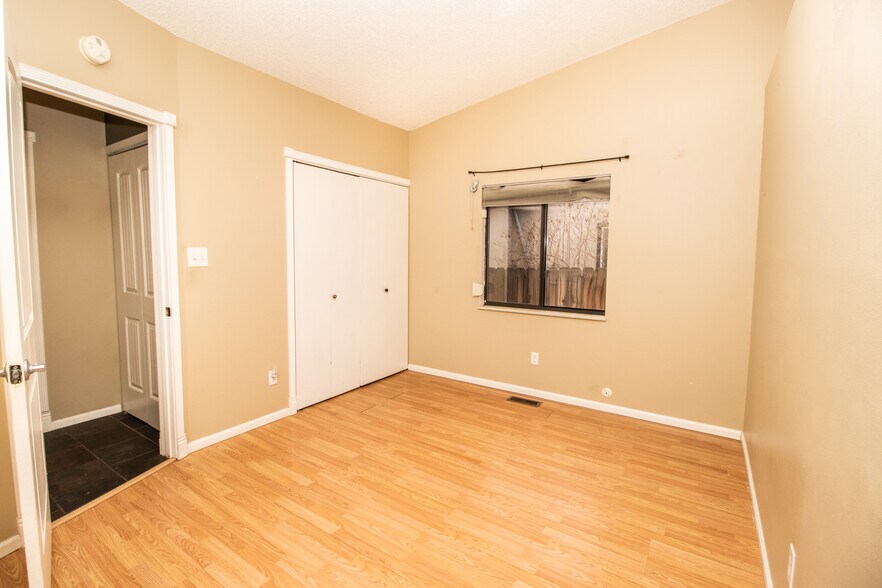 Building Photo - 5742 Stoney Pass Dr