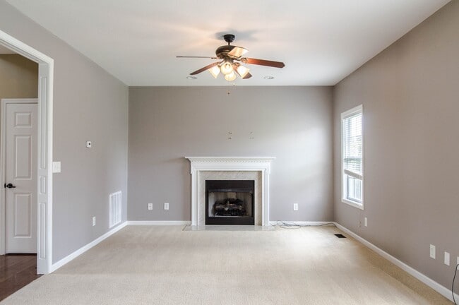 Building Photo - 1164 Stillwood Dr