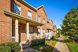 Building Photo - 801 S Front St