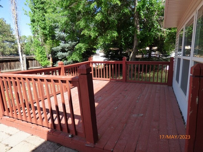 Building Photo - Great 4 Bd 3 Bath Home in Draper