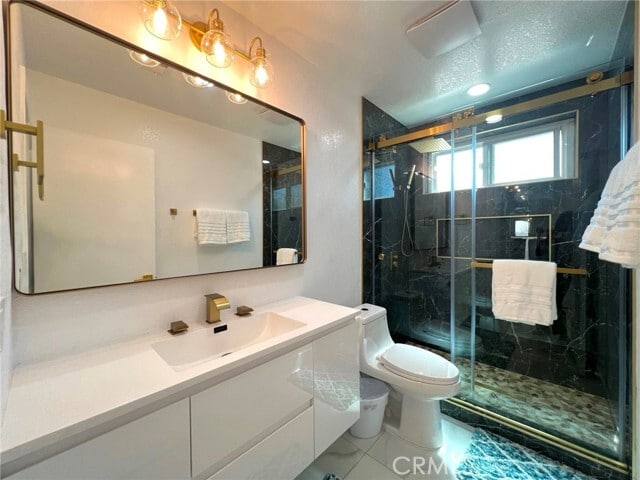 Building Photo - 445 E San Rafael Dr