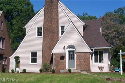 Building Photo - 48 Fairlawn Ave