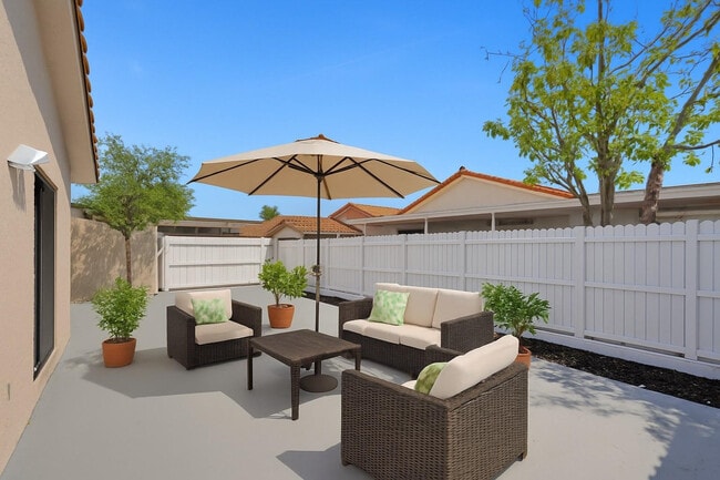 Building Photo - 2614 W 65th St