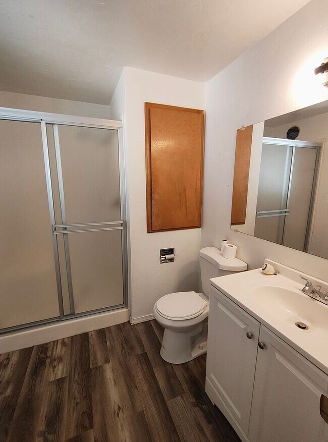 Building Photo - 2792wi
