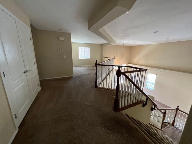Building Photo - OVER 4000 SQ. FT. EXECUTIVE HOME IN GATED ...