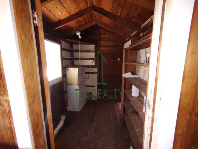 Building Photo - Quaint Home on S. Second St