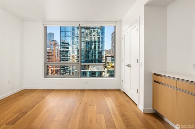Building Photo - 1Bd/1Ba Seattle Condo