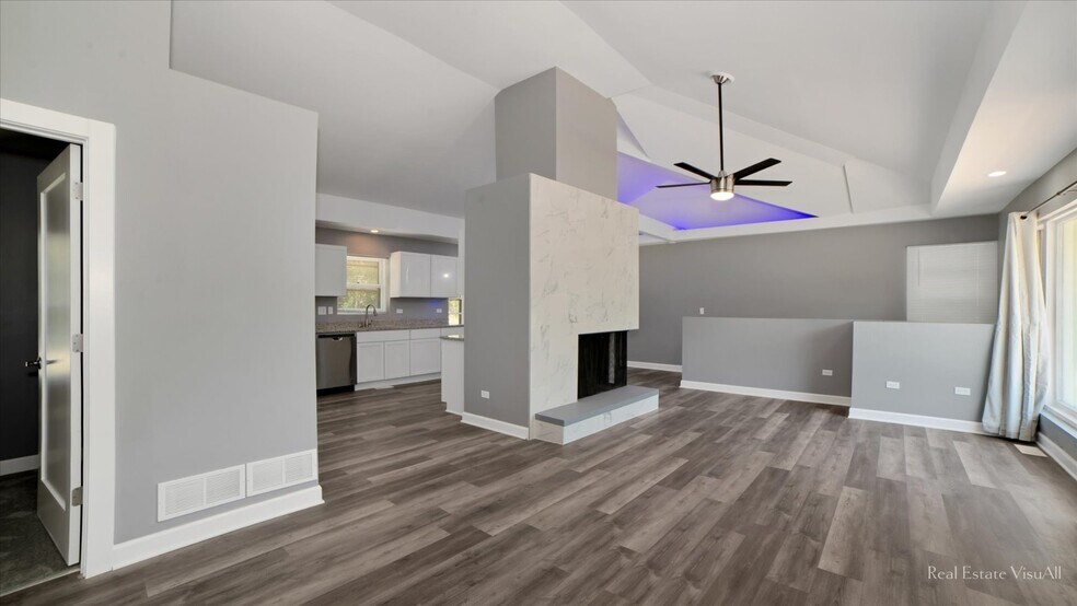 Building Photo - 11460 73rd Pl