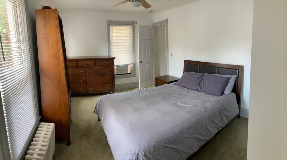 Master Bedroom_C - 715 Stokes Ave
