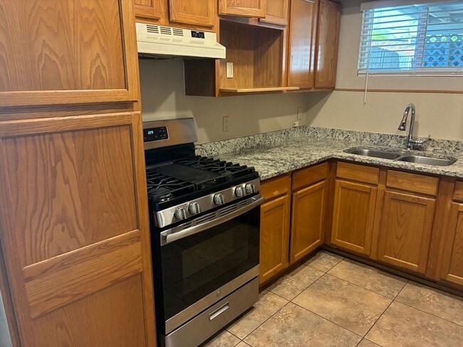 Building Photo - Spacious 4 BR 2BA w/ Large Lot in Paradise Valley!!  Located at 36th St and Greenway
