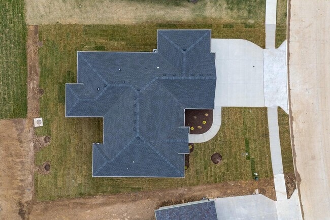 Building Photo - 4501 Royal County Rd