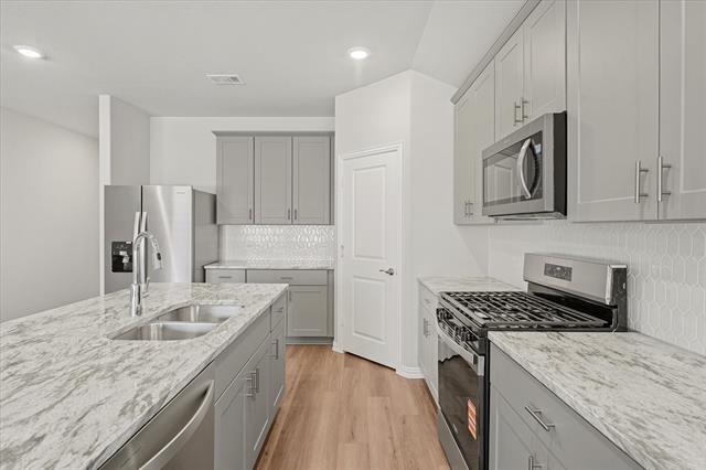 Building Photo - 522 River Rdg Dr