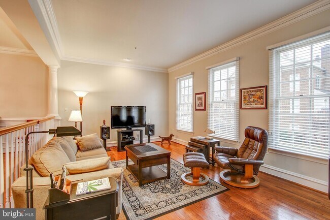 Building Photo - 9700 Whitley Park Pl