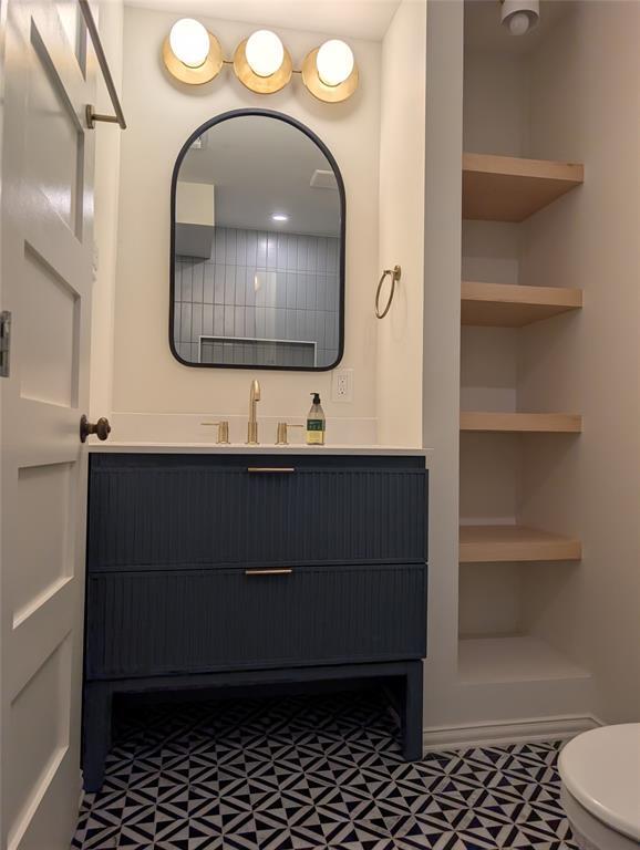 Building Photo - 1210 Windsor Rd