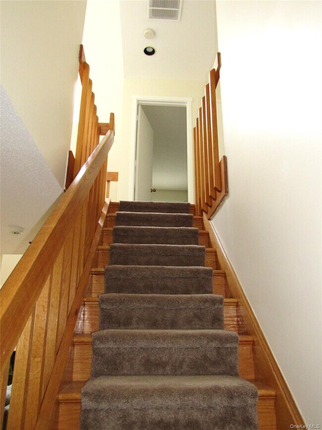 Building Photo - 604 Heritage Hills