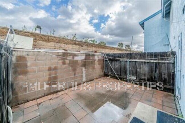 Building Photo - 16845 San Bernardino Ave