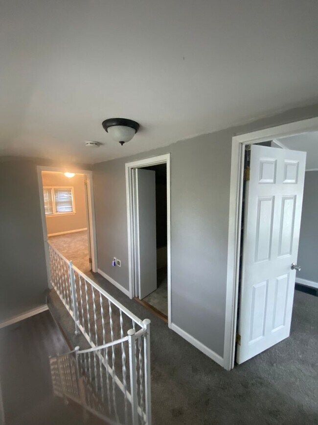 Building Photo - Beautiful three bed, 1.5 bath single-family home for rent with inground pool