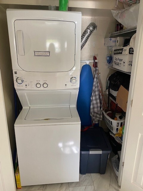 Building Photo - 1620 Rugby Ave