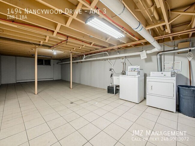 Building Photo - 1494 Nancywood Dr