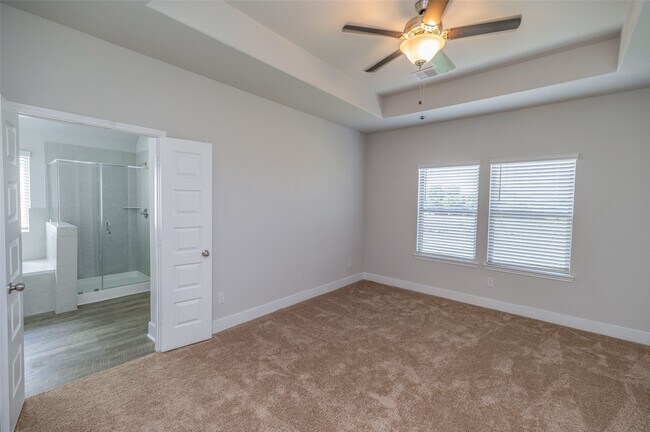 Building Photo - 4417 Ibiza Ln