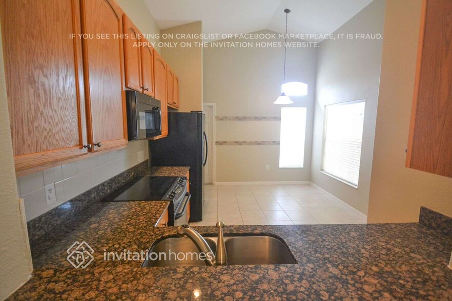 Building Photo - 3351 Heath Dr