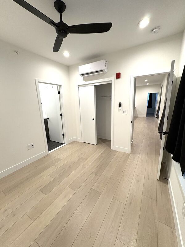 Building Photo - 611 Fagley St