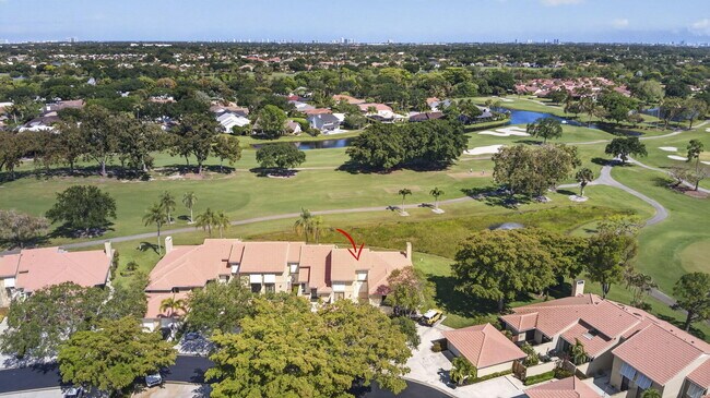 Building Photo - 259 Old Meadow Way