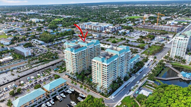 Building Photo - 625 Casa Loma Blvd