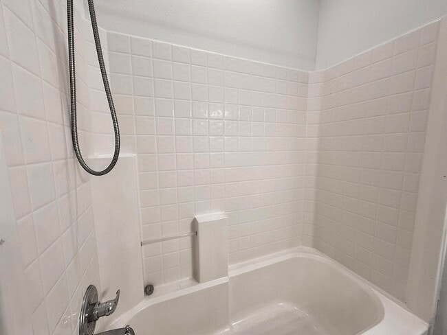 Building Photo - 108 Mantero Way