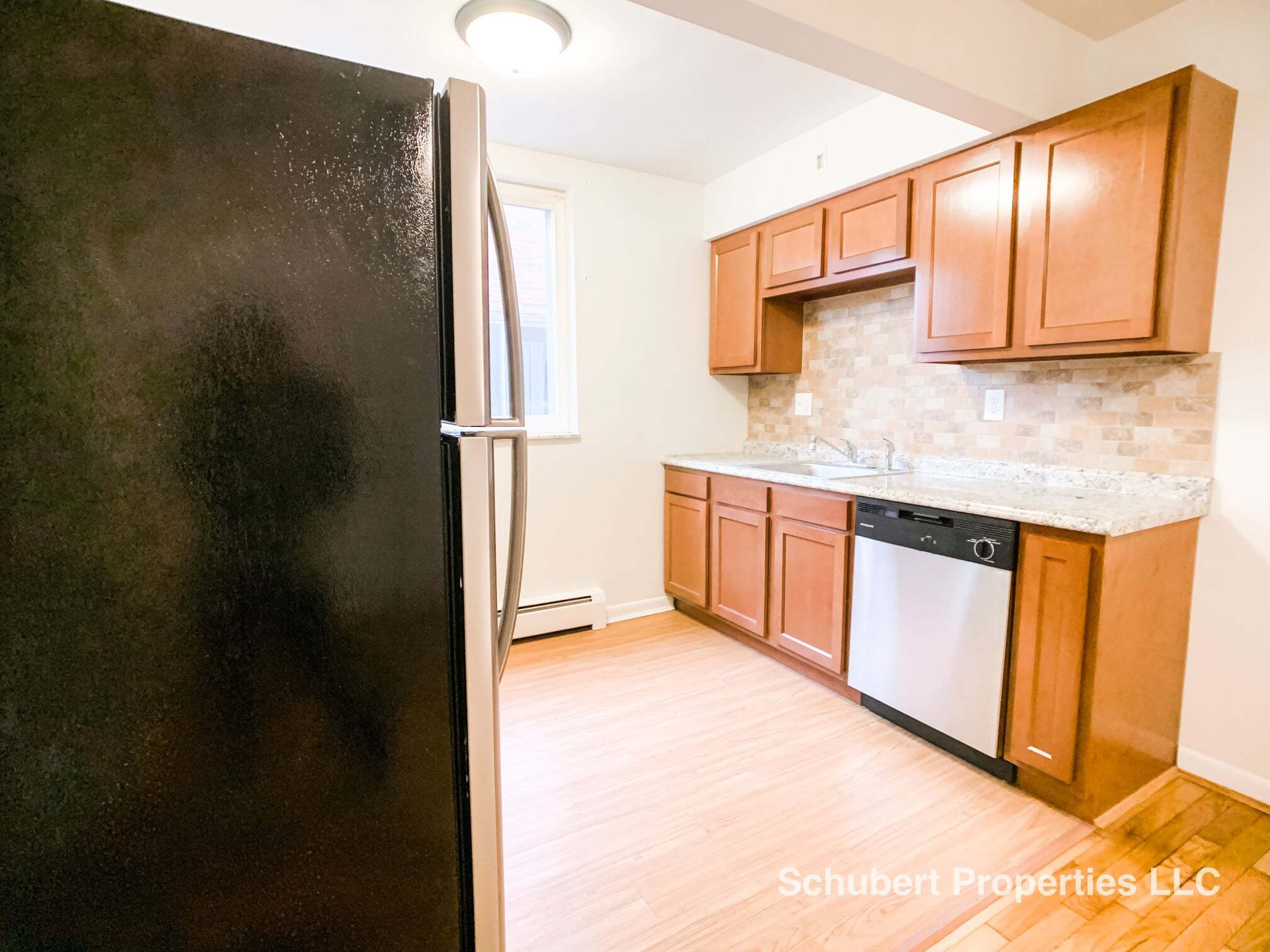 Kitchen #5 - 3154 Schubert Ave