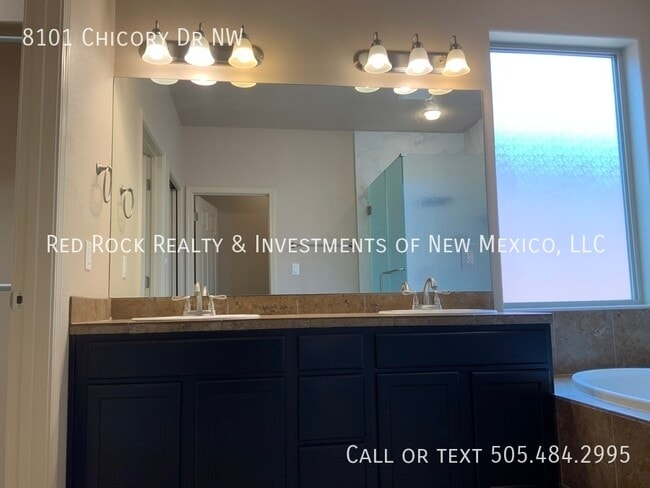 Building Photo - 8101 Chicory Dr NW