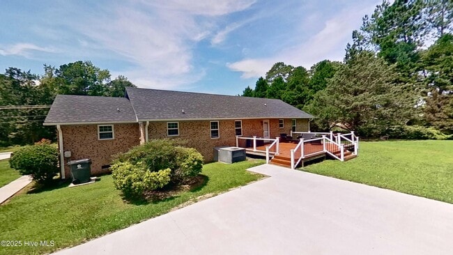 Building Photo - 4032 Northwest Rd