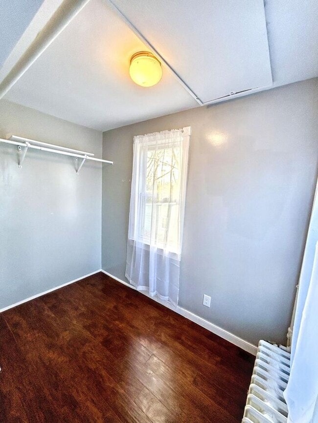 Building Photo - Charming 3-Bedroom Home – Spacious & Conve...