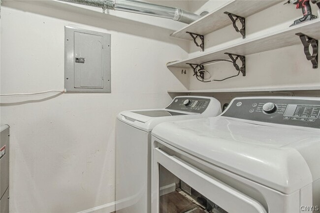 Building Photo - 22000 Admirals Walk